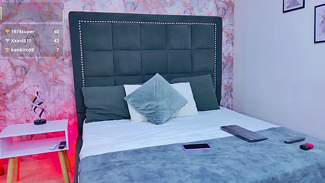 Angelique Angell online show from 09/26/25, 06:12