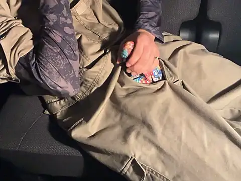 CAMEL1913 online show from 10/31/25, 05:14