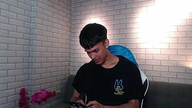 Thiago twink online show from 09/19/25, 02:35