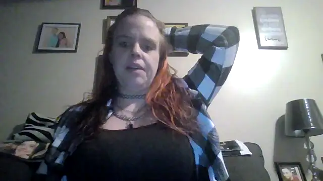 Snapshot of TWiSTYTheTwizted chatting on 03/01/26, 10:56 TWiSTYTheTwizted online show from 03/01/26, 10:56