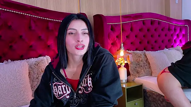 Snapshot of ZaraGold chatting on 02/20/26, 11:16 ZaraGold online show from 02/20/26, 11:16