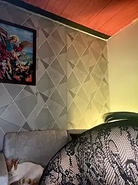 Alisse taylor2 online show from 10/10/25, 01:10