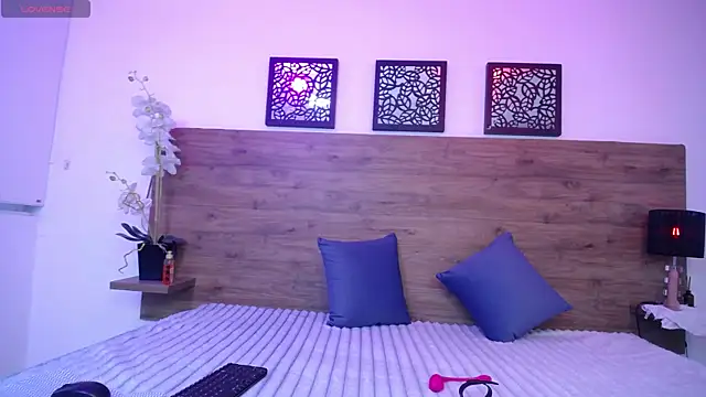 AlexandraCambell online show from 10/11/25, 07:23