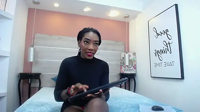 AlexandraCambell online show from 11/13/25, 12:37