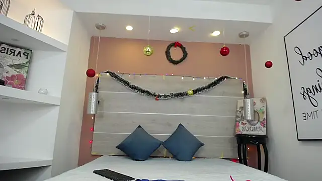 AlexandraCambell online show from 12/15/25, 11:36