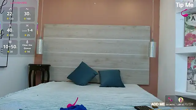 AlexandraCambell online show from 04/18/26, 06:34