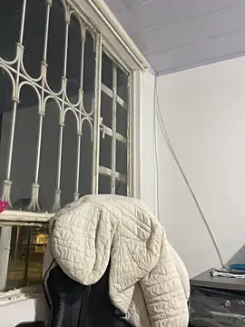 aliaandadara online show from 04/23/26, 06:58