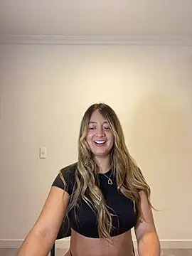 Zara Ross online show from 04/21/26, 03:02