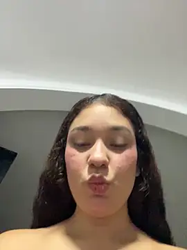 lana rousse01 online show from 11/14/25, 11:46