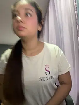 lana rousse01 online show from 12/18/25, 11:22