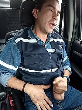 Blackaxes online show from 04/22/26, 09:49