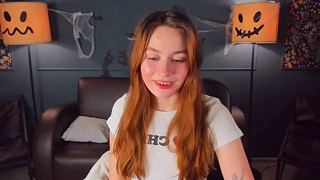 LanaAirlie online show from 11/01/25, 02:57