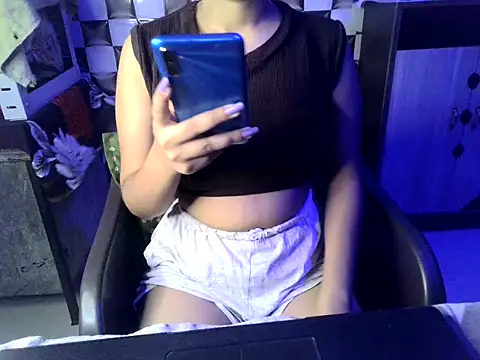 Snapshot of Beautiful_ladki chatting on 09/27/25, 08:14 Beautiful ladki online show from 09/27/25, 08:14