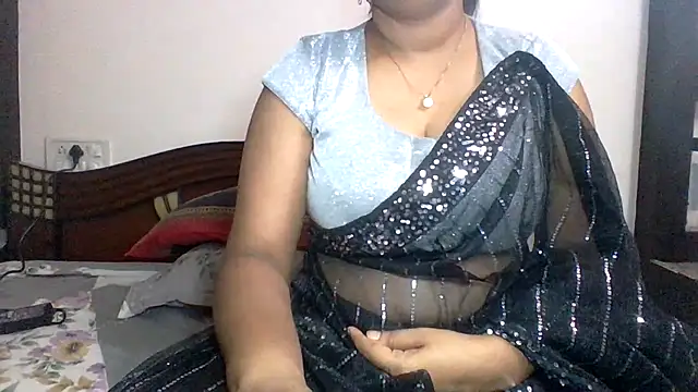 Snapshot of anu-anu2002 chatting on 05/13/26, 02:14 anu-anu2002 online show from 05/13/26, 02:14