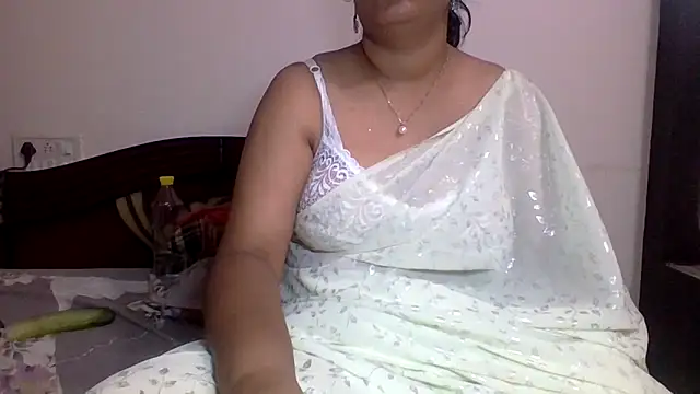 Snapshot of anu-anu2002 chatting on 05/15/26, 08:16 anu-anu2002 online show from 05/15/26, 08:16