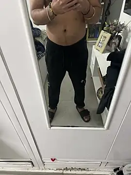 7 INCH MONSTER online show from 02/12/26, 08:42