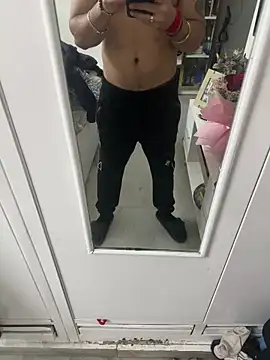 7 INCH MONSTER online show from 02/15/26, 09:30