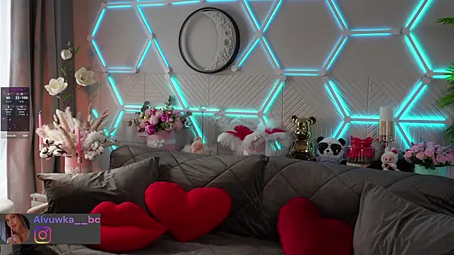 Alvuwkaa online show from 02/11/26, 12:32