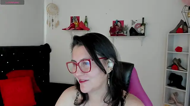 Snapshot of D_Martii chatting on 09/20/25, 11:22 D Martii online show from 09/20/25, 11:22