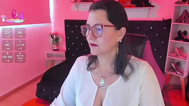 Snapshot of D_Martii chatting on 10/04/25, 11:41 D Martii online show from 10/04/25, 11:41