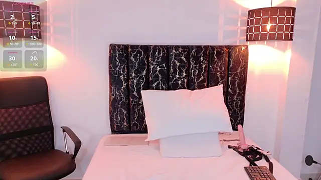 evvaa moon69 online show from 02/23/26, 12:35