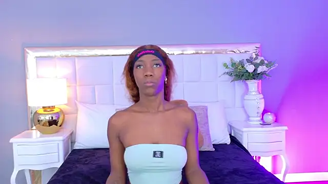 MadeleineHocker online show from 11/23/25, 01:00