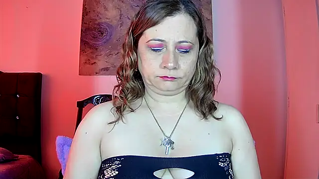 milagros latina75 online show from 10/16/25, 01:34