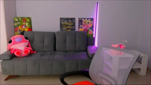 queenofthesense  online show from 10/22/25, 10:26