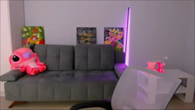 queenofthesense  online show from 10/30/25, 04:08