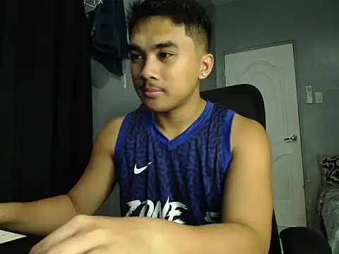 pinoyAdrianneXXX online show from 02/05/26, 10:42