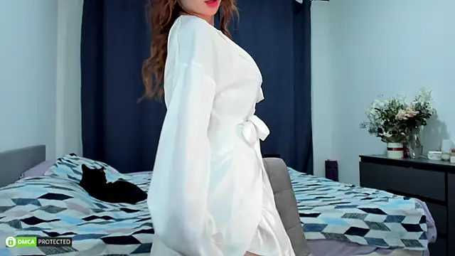 hey tyankaa online show from 12/14/25, 01:44