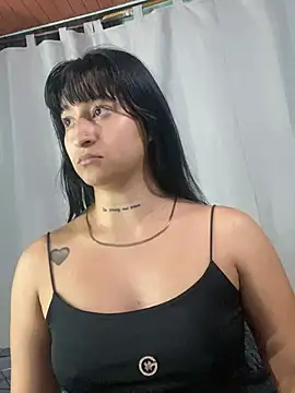 EVAH LEE  online show from 02/06/26, 05:01