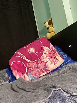 EVAH LEE  online show from 04/09/26, 06:19