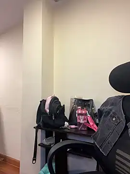 JuliethaDemon  online show from 04/09/26, 02:00