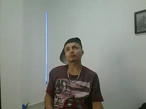 yissus 20  online show from 04/15/26, 03:41