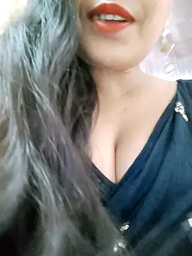 Snapshot of Sofia-ex chatting on 10/08/25, 07:50 Sofia-ex online show from 10/08/25, 07:50