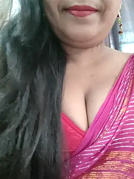 Snapshot of Sofia-ex chatting on 10/24/25, 07:27 Sofia-ex online show from 10/24/25, 07:27