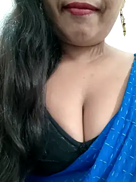 Snapshot of Sofia-ex chatting on 11/03/25, 08:48 Sofia-ex online show from 11/03/25, 08:48