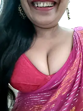 Snapshot of Sofia-ex chatting on 11/06/25, 07:09 Sofia-ex online show from 11/06/25, 07:09