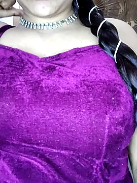 annanya01 online show from 10/04/25, 12:25