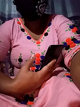 Snapshot of ANNA_HOT111 chatting on 11/29/25, 03:59 ANNA HOT111 online show from 11/29/25, 03:59