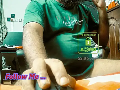 Snapshot of nurel019 chatting on 12/02/25, 03:51 nurel019 online show from 12/02/25, 03:51