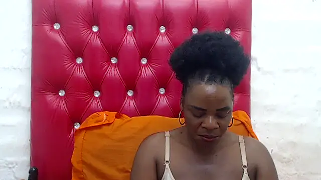 CASSANDRASTONE46 online show from 10/30/25, 04:47