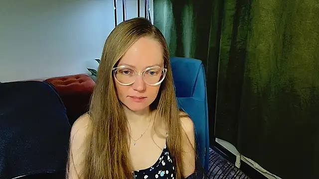 Snapshot of _Goldilocks_ chatting on 09/28/25, 06:41  Goldilocks  online show from 09/28/25, 06:41