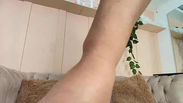 lorena rubio online show from 10/27/25, 12:09