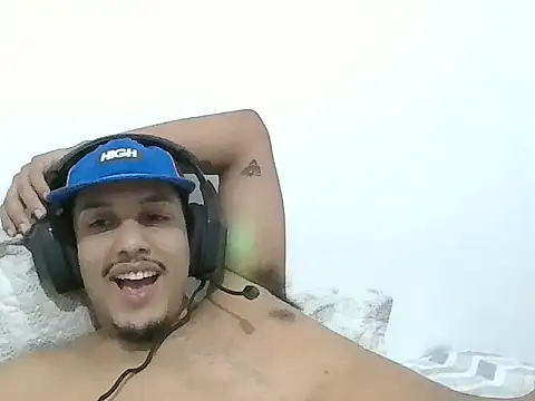 Snapshot of BAGHEERAPGG chatting on 09/19/25, 02:13 BAGHEERAPGG online show from 09/19/25, 02:13