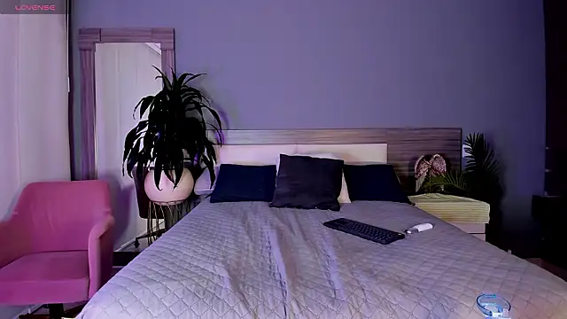 Snapshot of Alaiaguerra chatting on 02/19/26, 07:32 Alaiaguerra online show from 02/19/26, 07:32