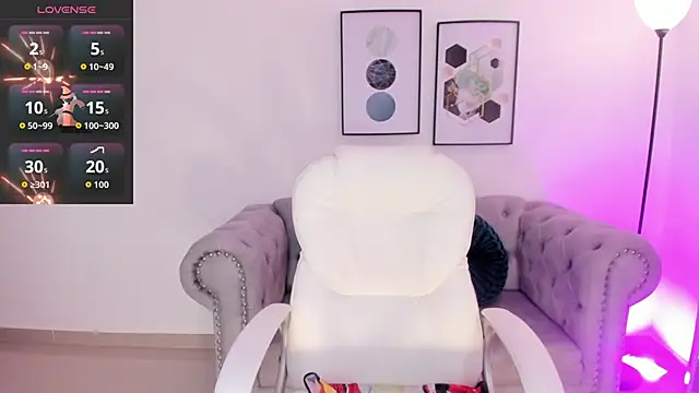 Sharon breezee online show from 10/31/25, 02:12