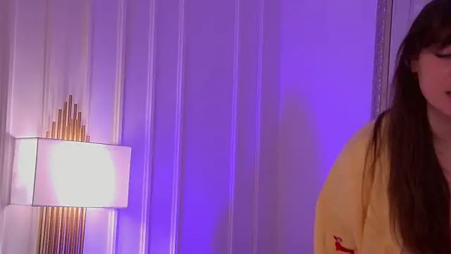 MeganStrain online show from 09/24/25, 03:21