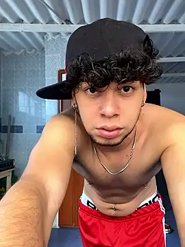 enzo vittale03  online show from 01/11/26, 06:57